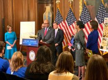 Photo: PFT President Jerry Jordan addresses the media at a press conference with Speaker of the House Nancy Pelosi